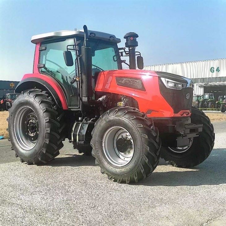 Kineski poljoprivredni traktor Sading Tractor SD2404